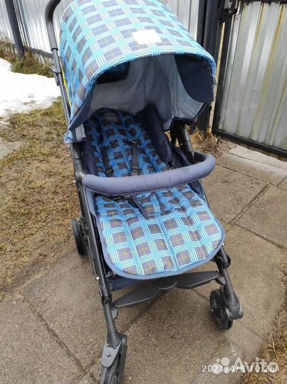 Прогулочная коляска