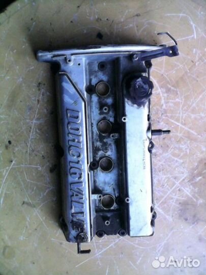 Крышка клапанов на Хендай Сонату 5