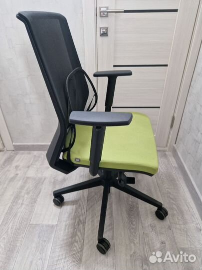 Компьютерное кресло бу