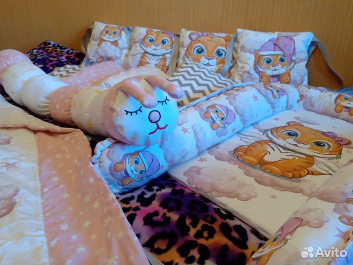 Бортики в детскую кроватку новые