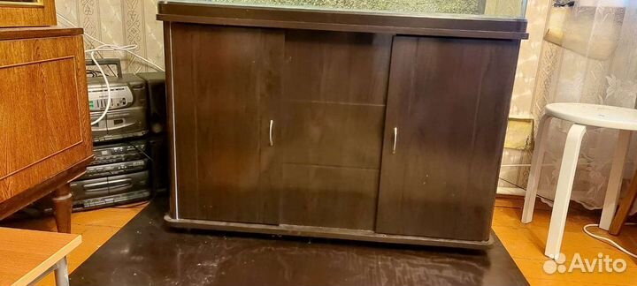 Аквариум с тумбой 280 литров