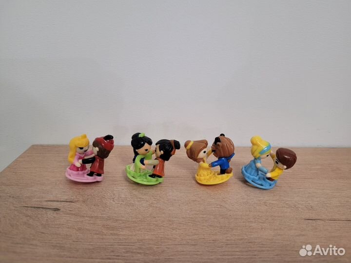 Игрушки Kinder танцующие принцессы, ландрин