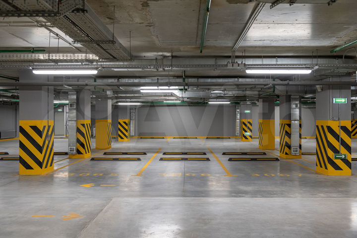 Машиноместо, 13 м²