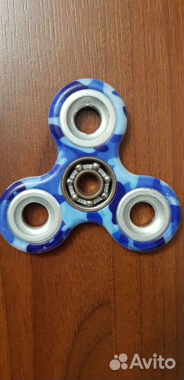 Спиннер голубой