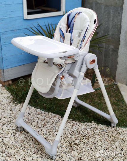 Стульчик для кормления Luxmom Q7 белый
