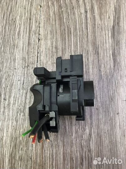 Контактная группа замка зажигания Opel Corsa C