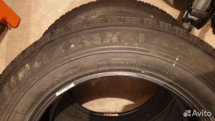 Bridgestone Blizzak VRX 195/65 R15