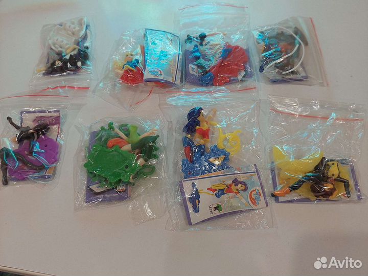 Девушки Супергероини 2017 с вкладышами