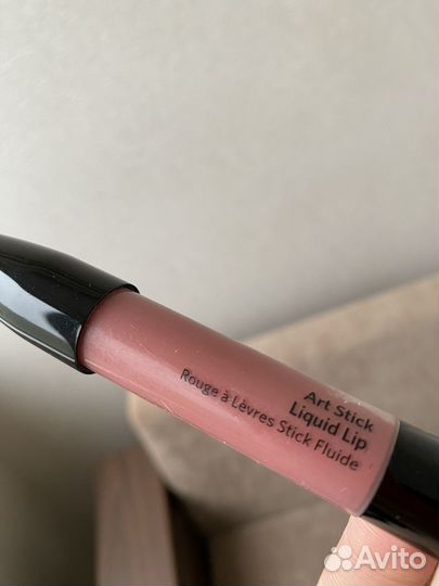 Помада Bobbi Brown Art Stick Liquid Lip нюд