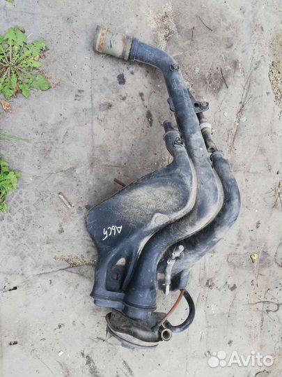 Заливная горловина бензобака Ауди А6 С5