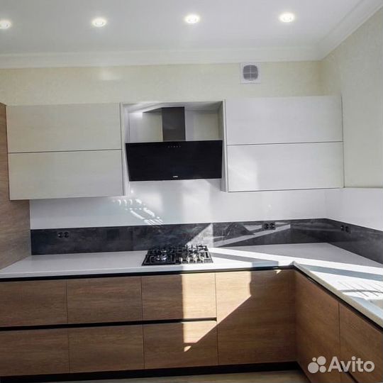 Гарнитур кухонный на заказ в дом