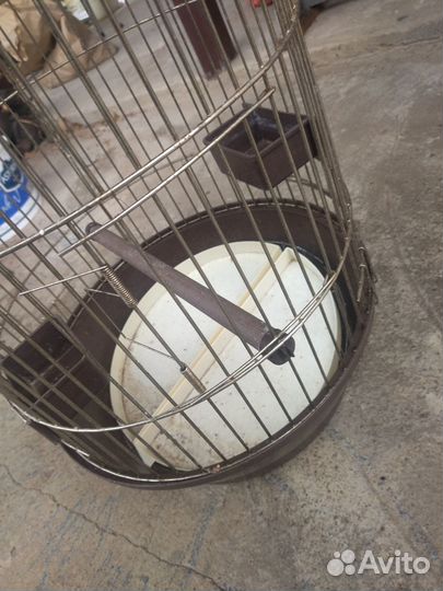 Большая клетка для птиц