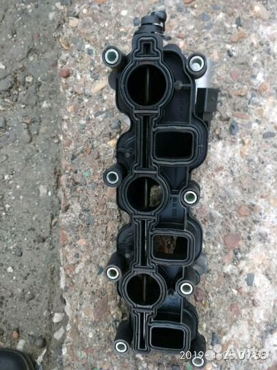 Продам впускной коллектор туарег BKS, левый б.у