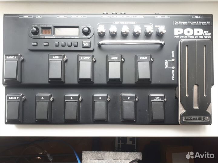 Line 6 POD XT Live гитарный процессор