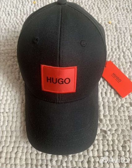 Бейсболка hugo