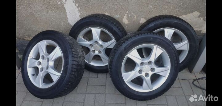 Hankook Winter I'Pike RS W419 205/60 R16 96T