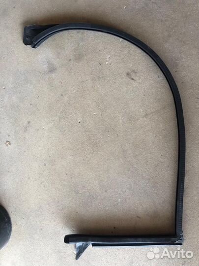 Уплотнение двери Audi A5 8T правый