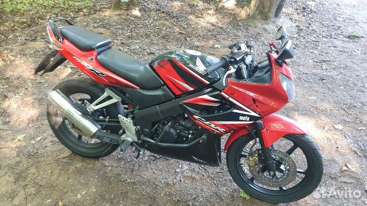 Хонда CBR150