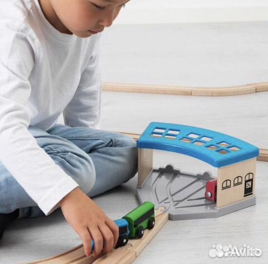 Железная дорога IKEA новая Депо