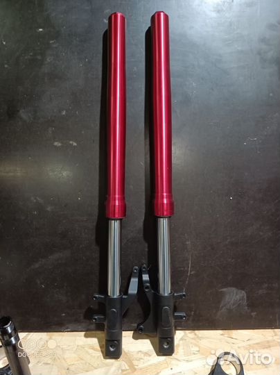 Передняя вилка в сборе