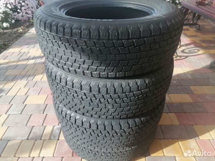 Hankook Dynapro I'Cept RW08 215/65 R16