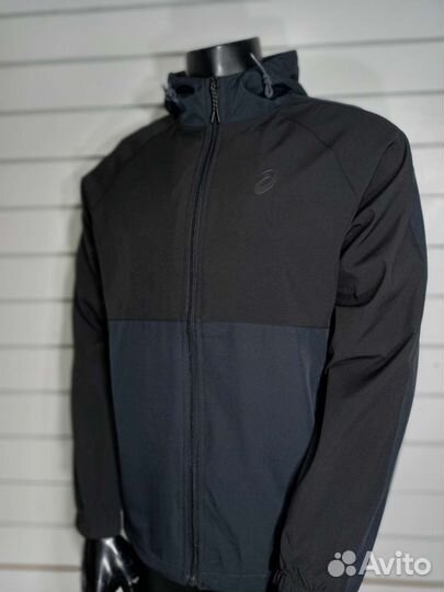 Спортивные костюмы