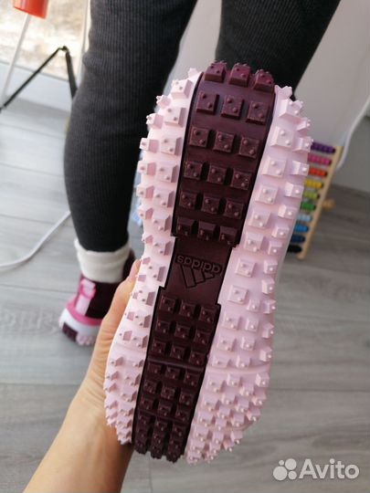 Классные детские зимние ботинки Adidas