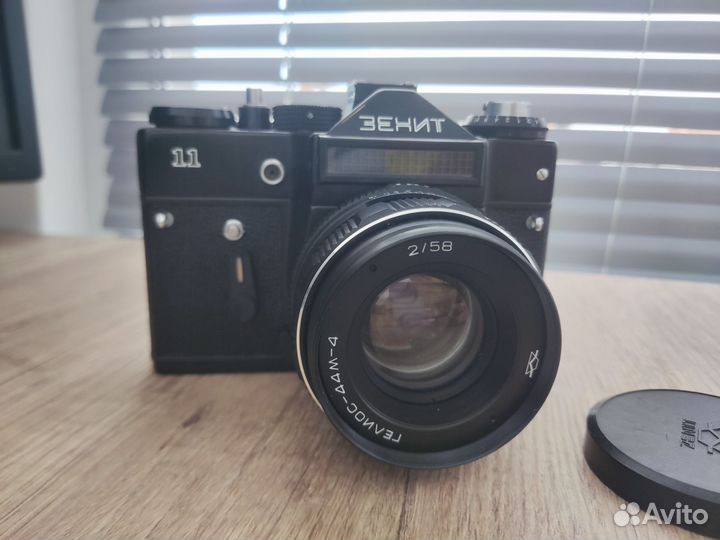 Зенит 11 Гелиос 44m-4 Резкий образец
