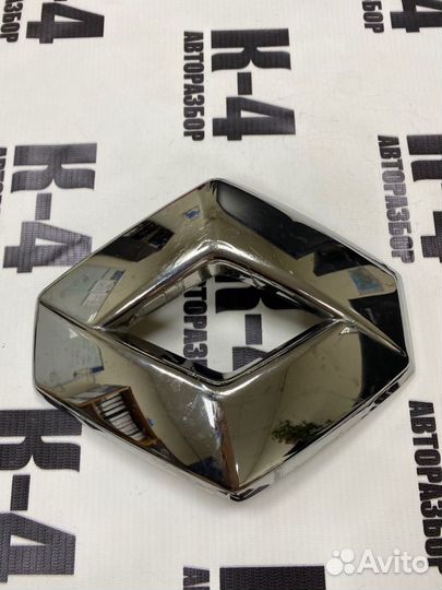Эмблема решетки радиатора передняя Renault Kaptur