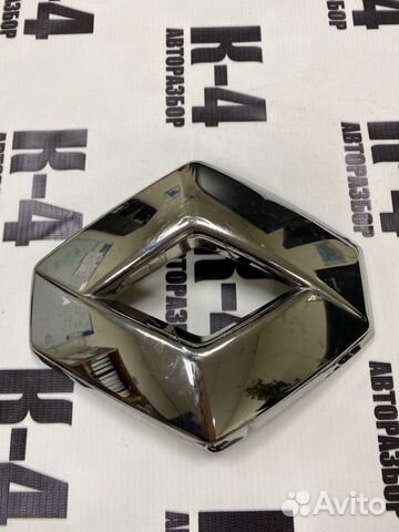 Эмблема решетки радиатора передняя Renault Kaptur