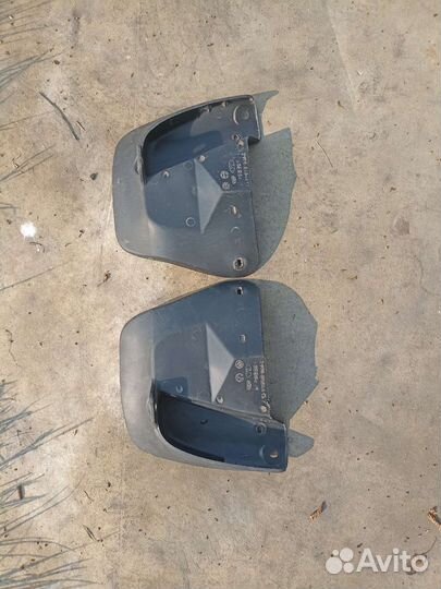 Брызговики задние Гранта фл