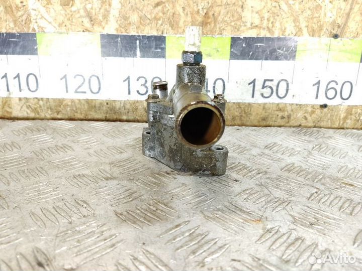 Корпус термостата Toyota Corolla e10