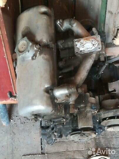 Двигатель м412