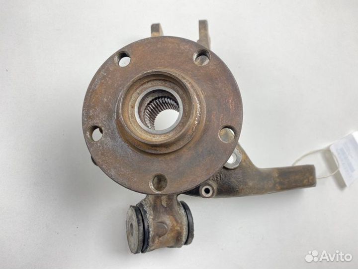 Ступица задняя левая Audi A8 4D2 ABZ 1998