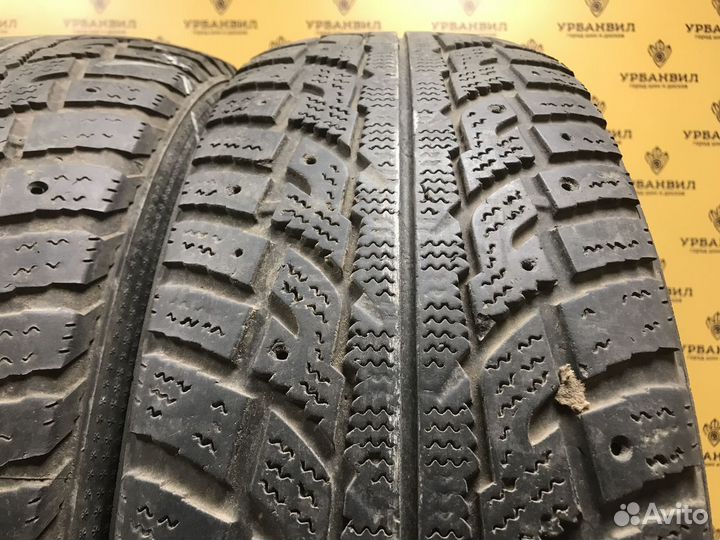 Kumho I'Zen RV Stud KC16 225/70 R16 107Q