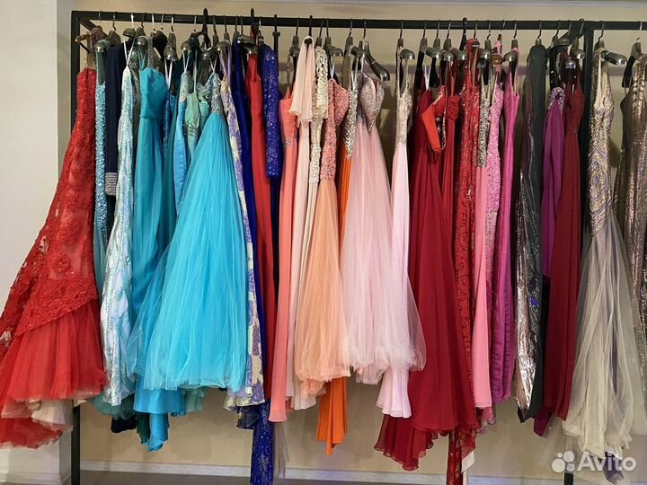 Продаю готовый бизнес. Прокат и продажа вечерних и