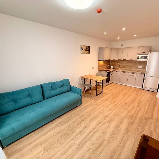 2-к. квартира, 40 м², 8/25 эт.