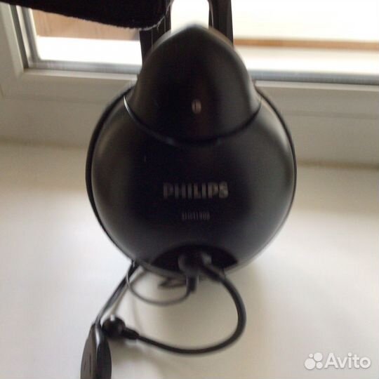 Проводные наушники с микрофоном Philips