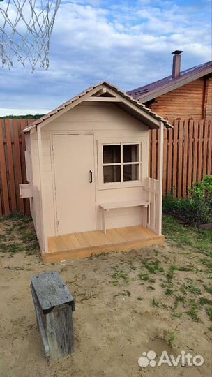 Детский деревянный домик