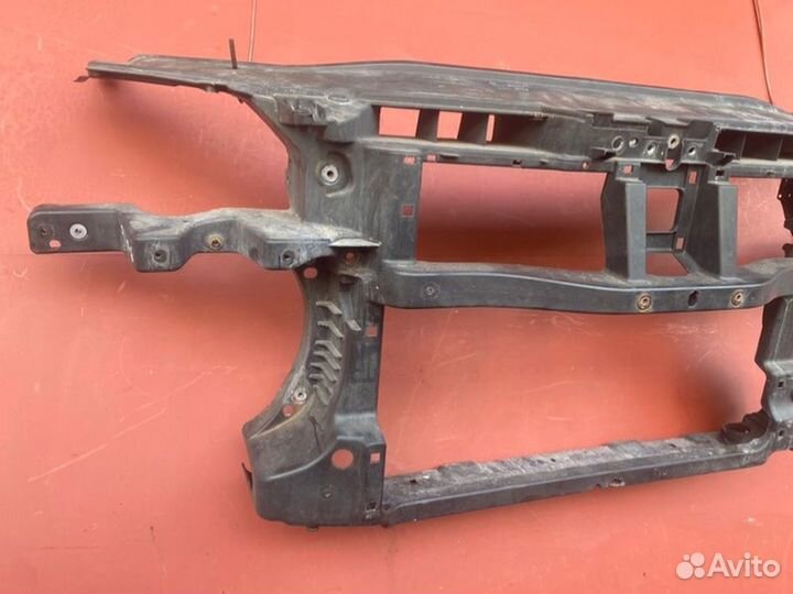 Передняя панель телевизор Vw Passat B6 BXE 2009