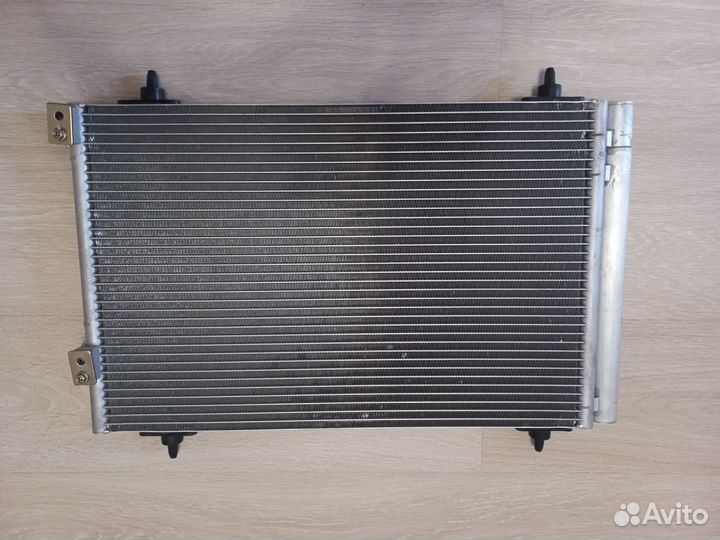 Радиатор кондиционера peugeot