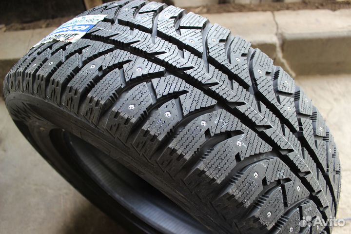 Bridgestone Ice Cruiser 7000 285/60 R18 116T