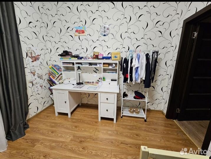 Спальный гарнитур из массива дерева бу