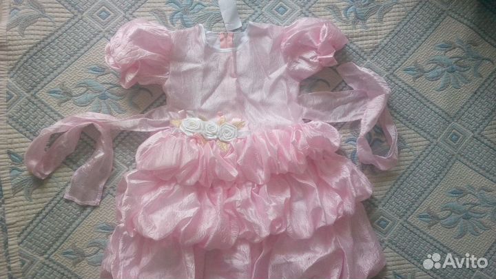 Платье нарядное, р. 98