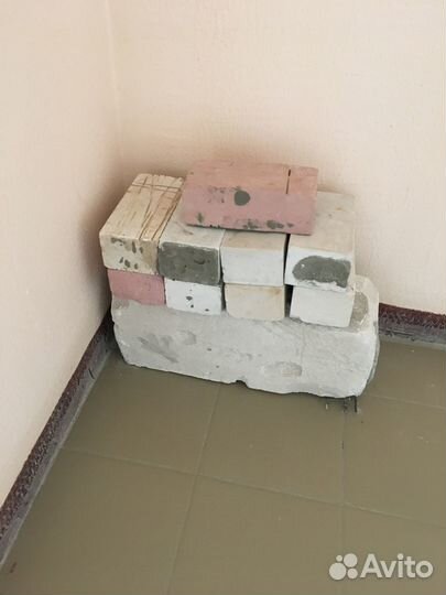 Кирпичи, газоблок