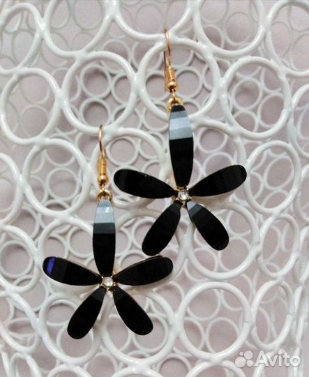 Серьги бижутерия