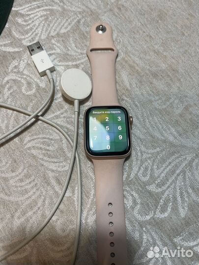 Apple Watch SE 2020 44 mm