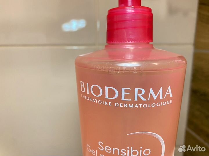 Гель для умывания очищающий Bioderma Sensibio