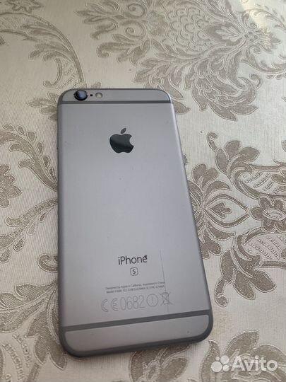 iPhone 6S, 64 ГБ