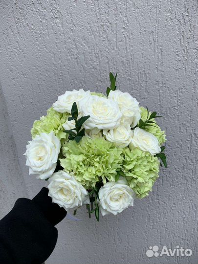 Изумрудный букет невесты. Свадебный букет